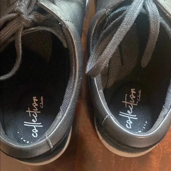 Men's Clark’s Black Leather Sneakers Size 10