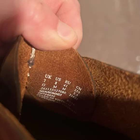 Men’s Clark’s Dress Shoes Desert Size 8M Like new