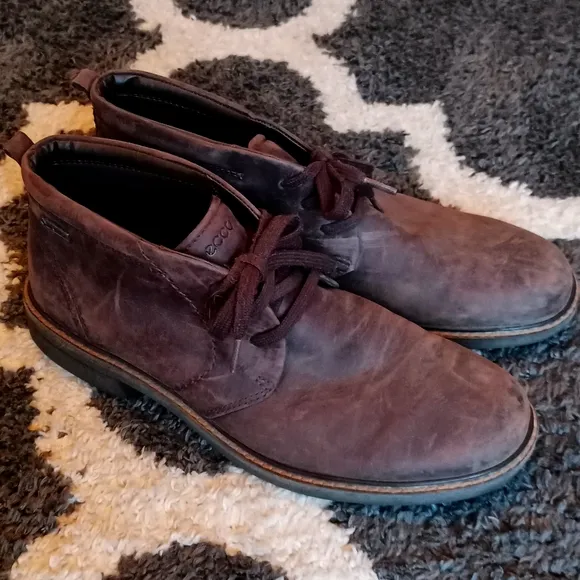 Men's Ecco dress shoes