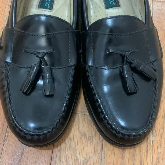 Men’s G.H. Bass &amp; Co Black Tassle Loafers Size 9.5 EUC