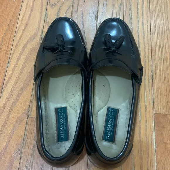 Men’s G.H. Bass &amp; Co Black Tassle Loafers Size 9.5 EUC