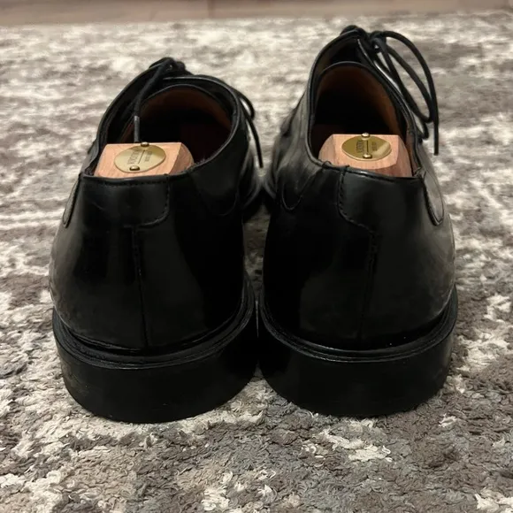 Men’s Mezlan Black Leather Oxford Shoes