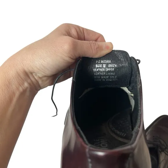 Men’s Size 10 Kenneth Cole Dress Shoes Burgundy