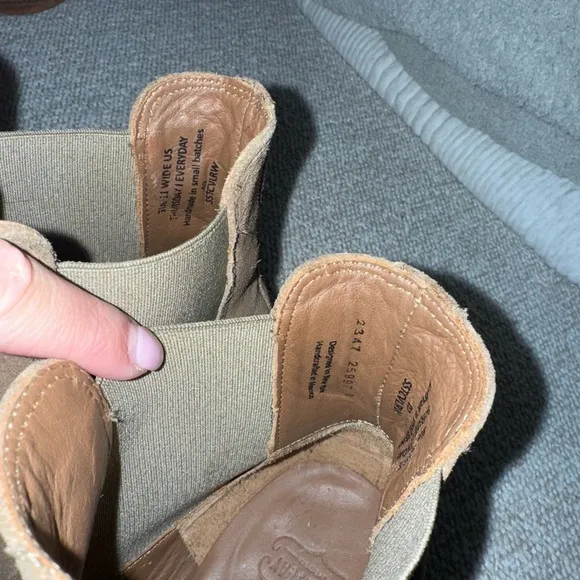 Men's Tan Chelsea Boots