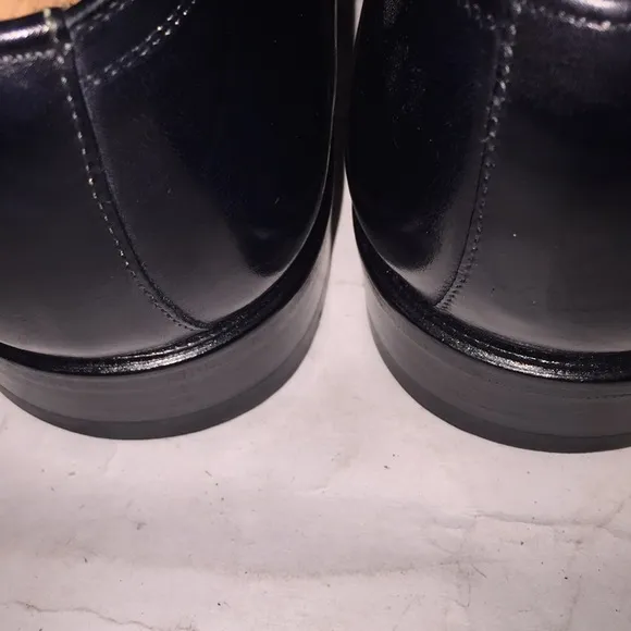 Men’s Wingtip Oxford Dress Shoes