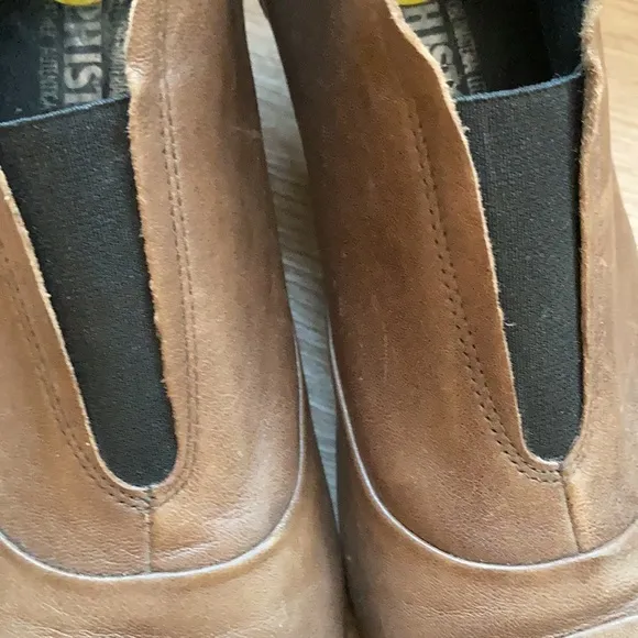 Mephisto Maddie booties size 9
