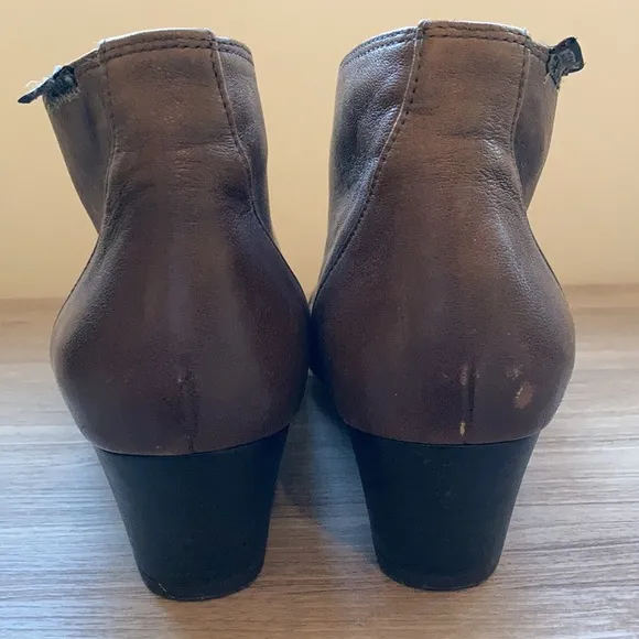 Mephisto Maddie booties size 9