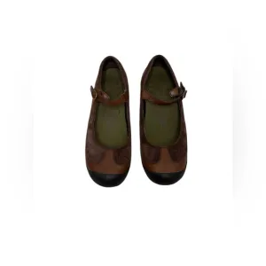 Merrell Brown and Black Casual Shoes with Classic Design Size 7.5