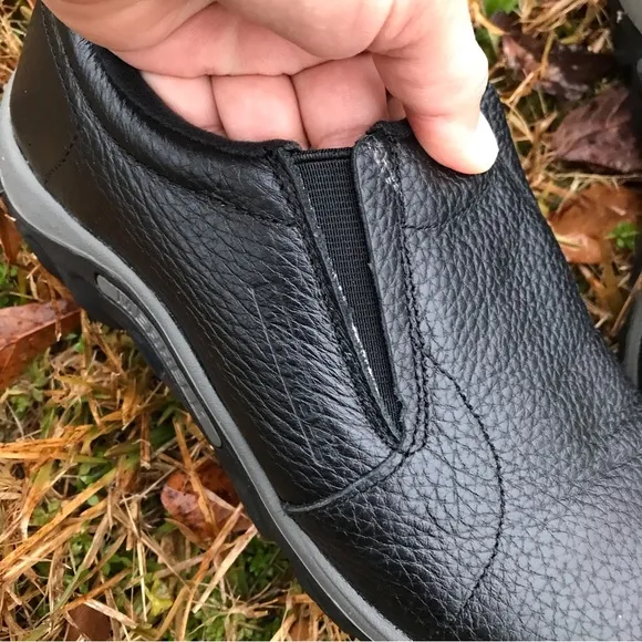 Merrell KID's Jungle Moc Nubuck Slip-On Shoe, Black Leather Size US 6 M