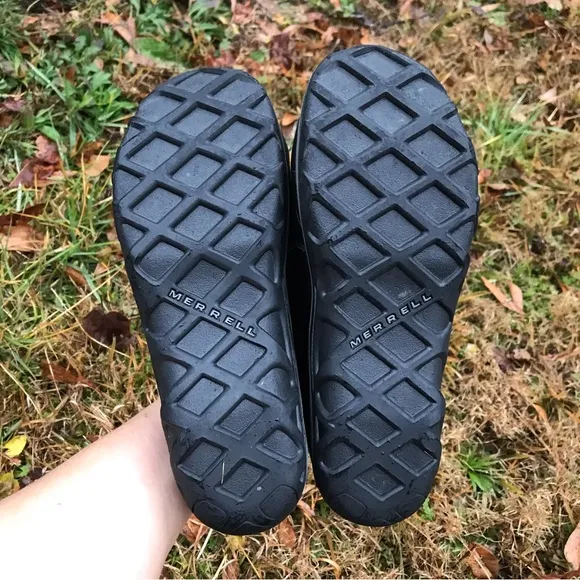 Merrell KID's Jungle Moc Nubuck Slip-On Shoe, Black Leather Size US 6 M
