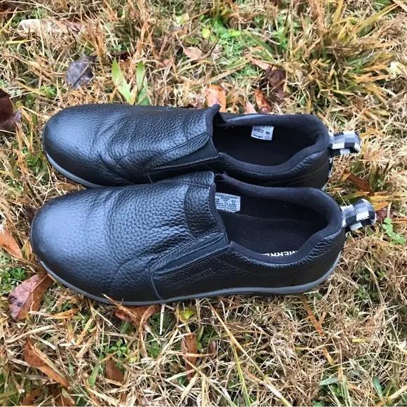 Merrell KID's Jungle Moc Nubuck Slip-On Shoe, Black Leather Size US 6 M