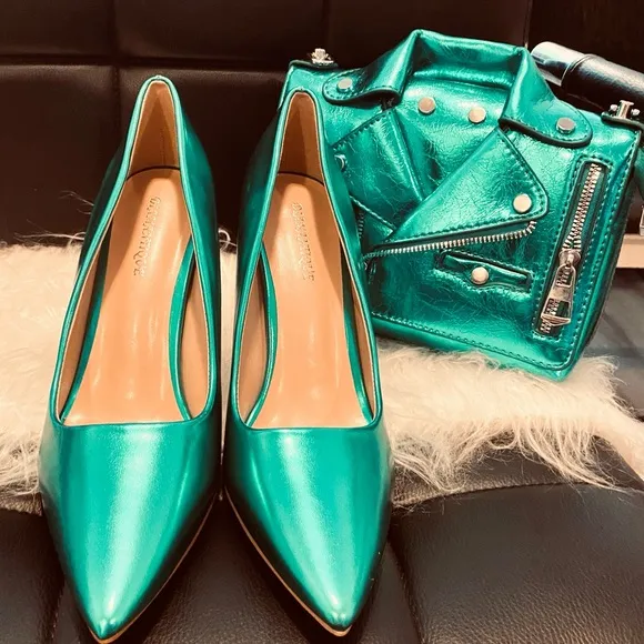 Metallic Green High Heels with Matching Motorcycle Crossbody Bag - US9 EU40
