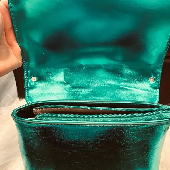 Metallic Green High Heels with Matching Motorcycle Crossbody Bag - US9 EU40