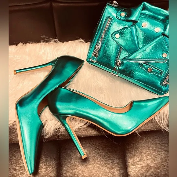 Metallic Green High Heels with Matching Motorcycle Crossbody Bag - US9 EU40