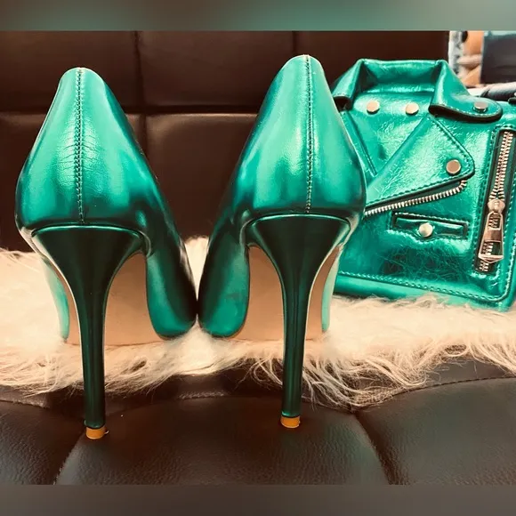 Metallic Green High Heels with Matching Motorcycle Crossbody Bag - US9 EU40