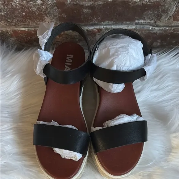 Mia platform sandals