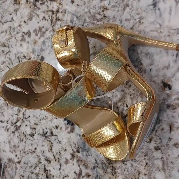 Michael Kors Amos Gold Leather &amp; Hardware Sandals Slide Shoes Heels Pump NEW