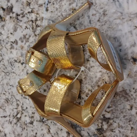 Michael Kors Amos Gold Leather &amp; Hardware Sandals Slide Shoes Heels Pump NEW