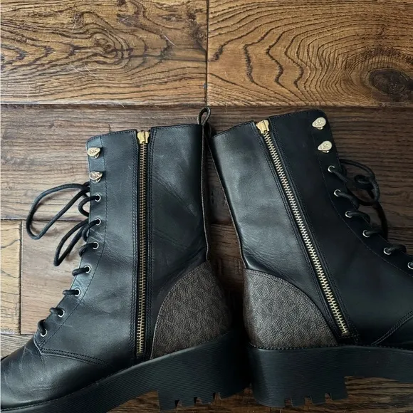 MICHAEL KORS BRYCE BOOTS Size 9 Women’s