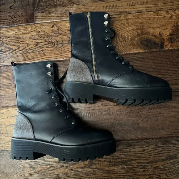 MICHAEL KORS BRYCE BOOTS Size 9 Women’s