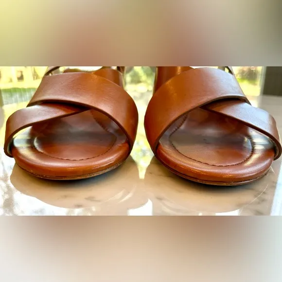Michael Kors Leather Sandals with buckle and tortoiseshell heel, 6.5, EUC