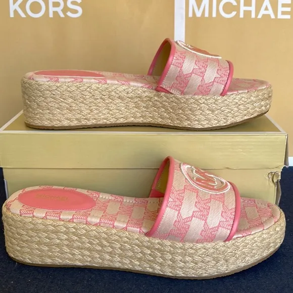 MICHAEL KORS SADLER WEDGEMK OUTLINE JQD/EMB MKTEA ROSE49S3SDFA1YNew