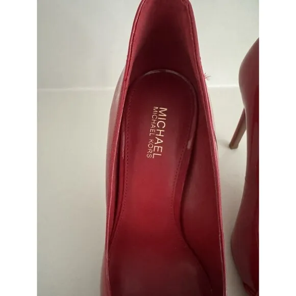 MICHAEL KORS Scarlett Chain Link Leather Pump red Size 6