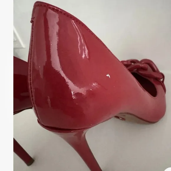 MICHAEL KORS Scarlett Chain Link Leather Pump red Size 6