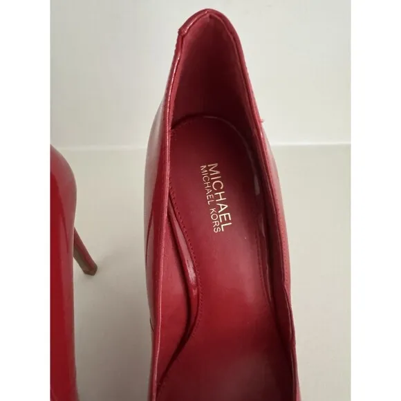 MICHAEL KORS Scarlett Chain Link Leather Pump red Size 6