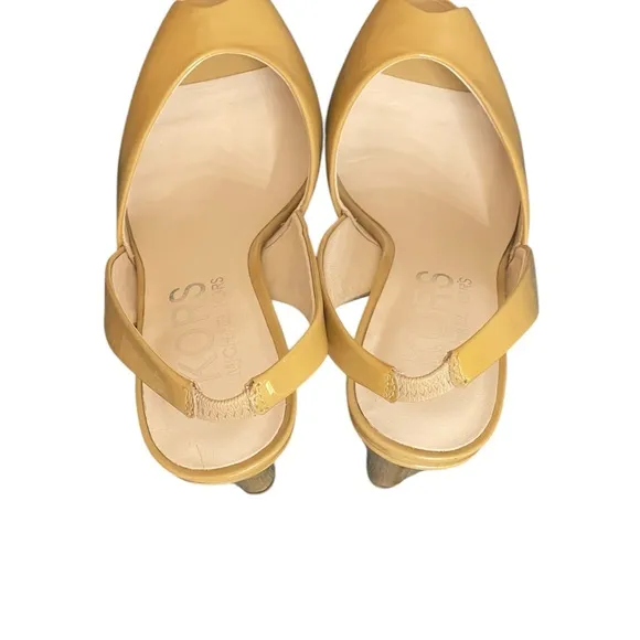 MICHAEL KORS Tan PatentLeather 4&quot; High Wedge Open ToeSlingback Shoes size 7.5M
