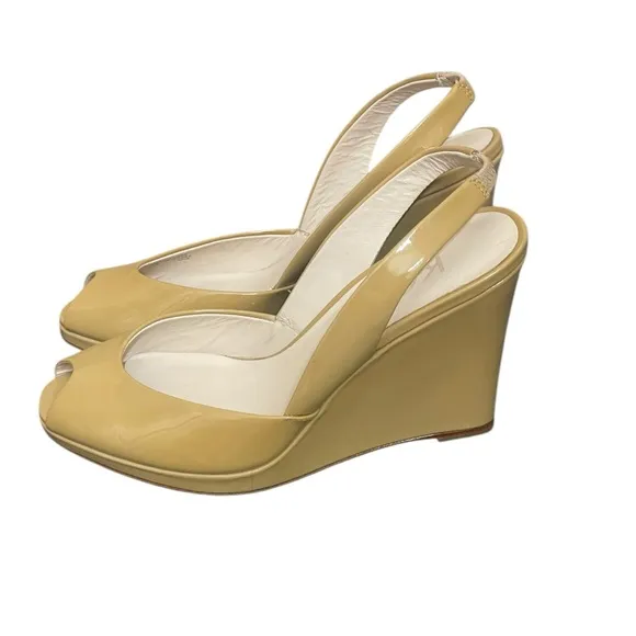 MICHAEL KORS Tan PatentLeather 4&quot; High Wedge Open ToeSlingback Shoes size 7.5M