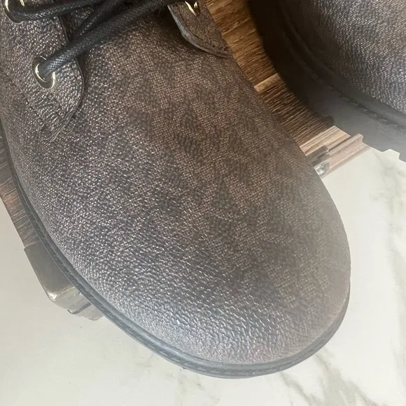 Michael Michael Kors Alistair Combat Boots in Expresso