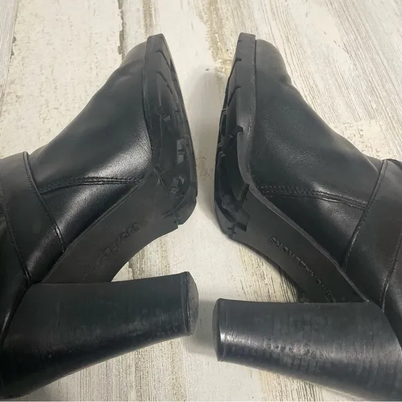 Michael Michael Kors Leather Block Heel Low Boots Black Gold Buckle size 9