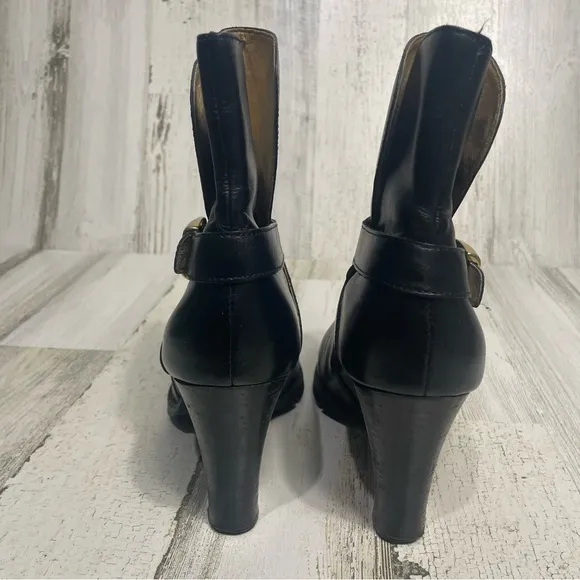 Michael Michael Kors Leather Block Heel Low Boots Black Gold Buckle size 9
