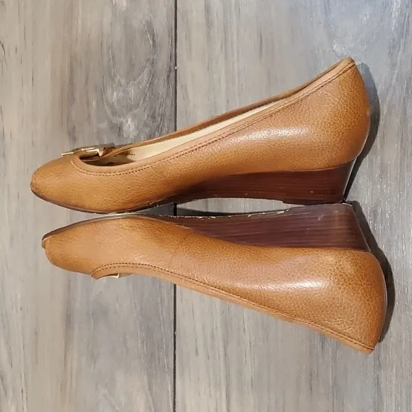 Michael Michael Kors Women Dress Wedge leather shoes Peep Toe sz 7M