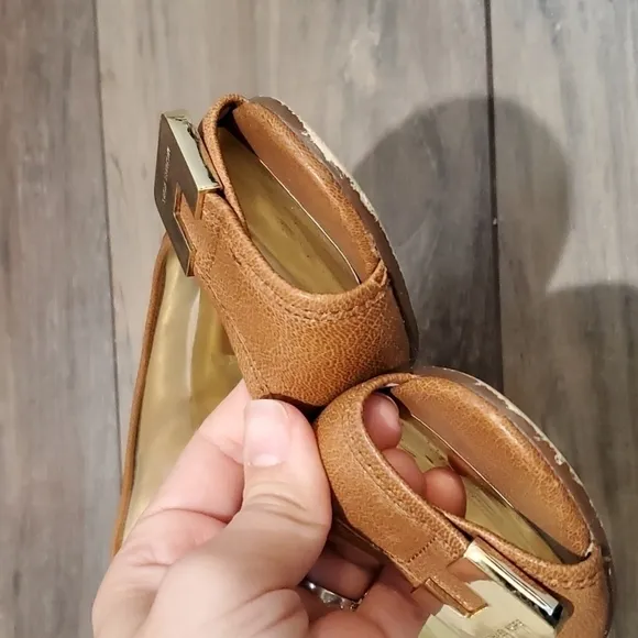 Michael Michael Kors Women Dress Wedge leather shoes Peep Toe sz 7M