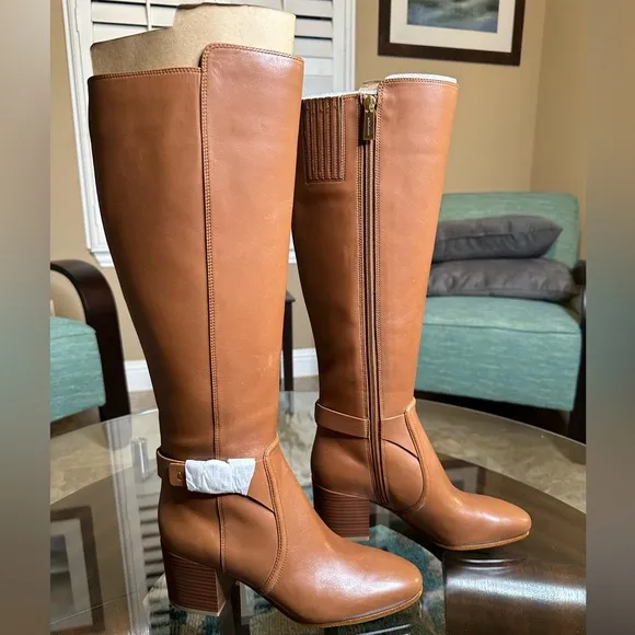 Micheal Kors Carmen Leather Riding Boot in brown (Carmel color) size 6