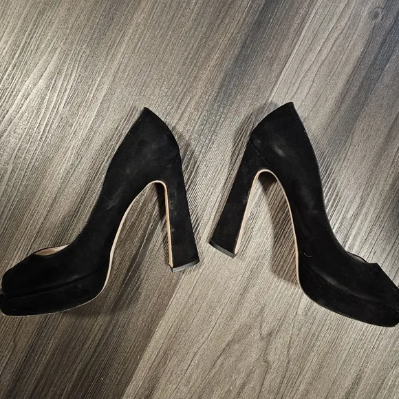 MIU MIU &quot;Camoscio&quot; Platform Peep-Toe Pumos, Black Suede, Size 40 (US 9)