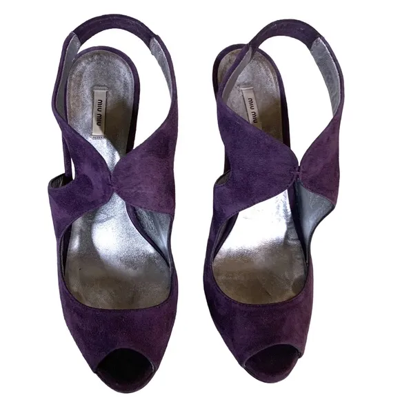 MIU MIU PURPLE SUEDE OPEN TOE HEELS (36.5)