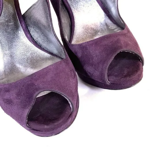 MIU MIU PURPLE SUEDE OPEN TOE HEELS (36.5)
