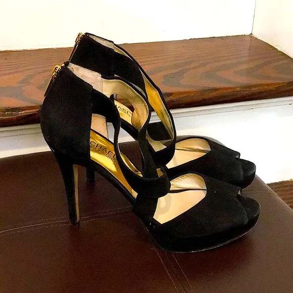 MK MICHAEL KORS Black Suede Peep Toe Gold Zipper Back High Heel Shoes Sz 8-1/2