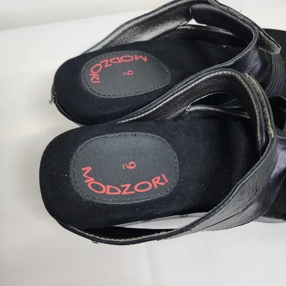 Modzori Womens Shoes Black  Leather Hook And Loop Toe Thong Wedge Sandals Size 9