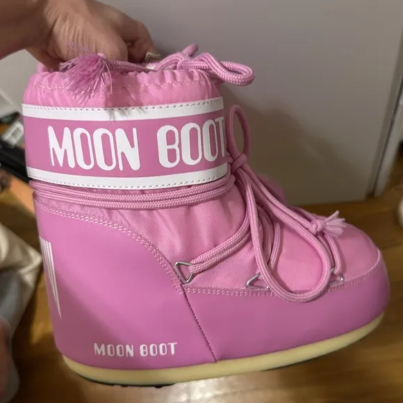 Moon Boot Pink Icon Low Nylon NWT