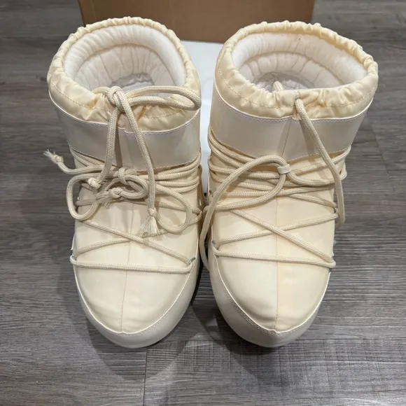 Moon Boots Icon Low Nylon Cream Logo Bootie Boots