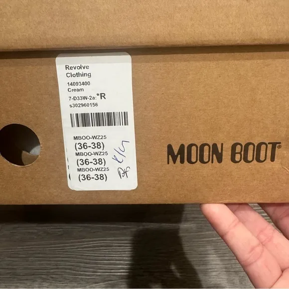Moon Boots Icon Low Nylon Cream Logo Bootie Boots