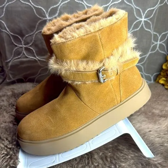(N6) Zara style‎ UGG platform buckle boots, size 40/9 US