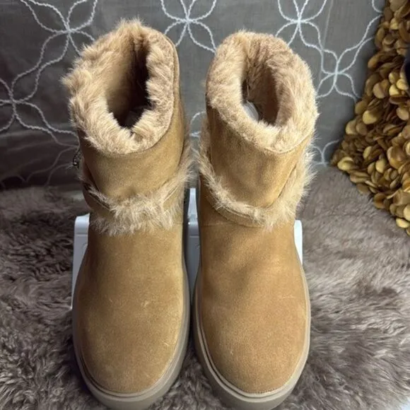 (N6) Zara style‎ UGG platform buckle boots, size 40/9 US