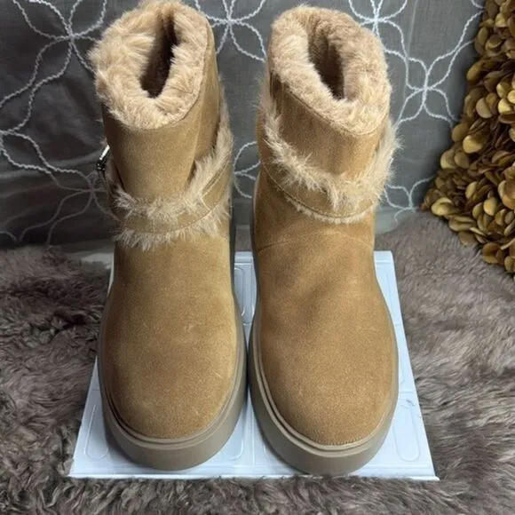(N6) Zara style‎ UGG platform buckle boots, size 40/9 US