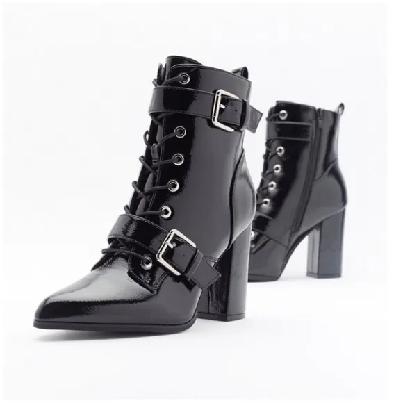 Nasty Gal Faux Patent Leather Heeled Boot Sz 5 NIB