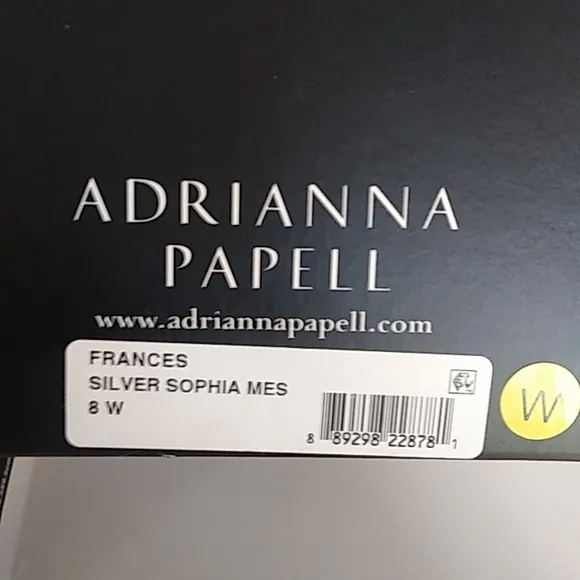 New Adrianna Papell Silver Sophia Embellished High Heels Pumps. Size 8